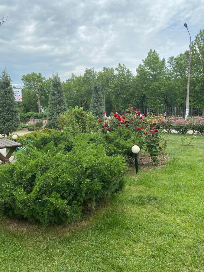 Отель Рио Melitopolʼ Exterior foto